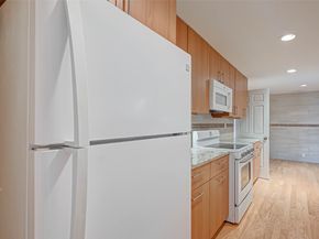 2001 Holcombe Boulevard 401, Houston TX 77030