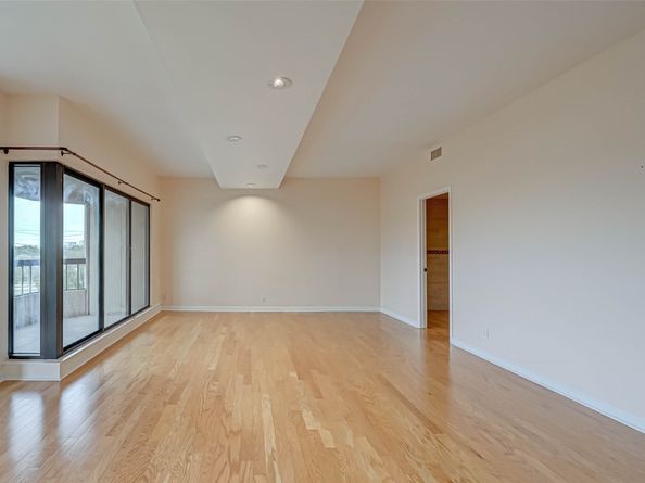2001 Holcombe Boulevard 401, Houston TX 77030