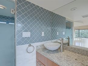 2001 Holcombe Boulevard 401, Houston TX 77030