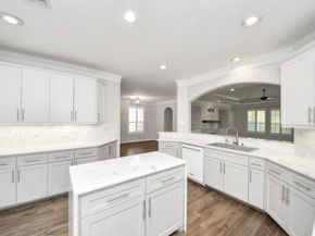 5523 Darschelle Drive, Houston TX 77069