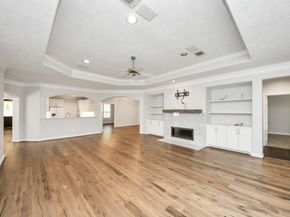 5523 Darschelle Drive, Houston TX 77069
