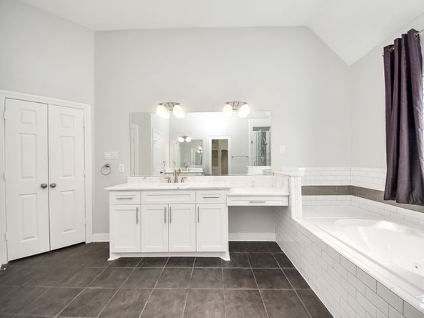 5523 Darschelle Drive, Houston TX 77069
