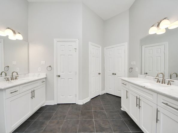 5523 Darschelle Drive, Houston TX 77069
