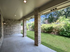 5523 Darschelle Drive, Houston TX 77069