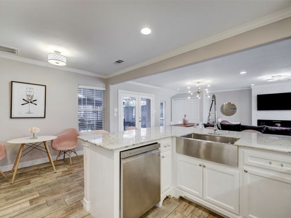 9007 Beverlyhill Street, Houston TX 77063