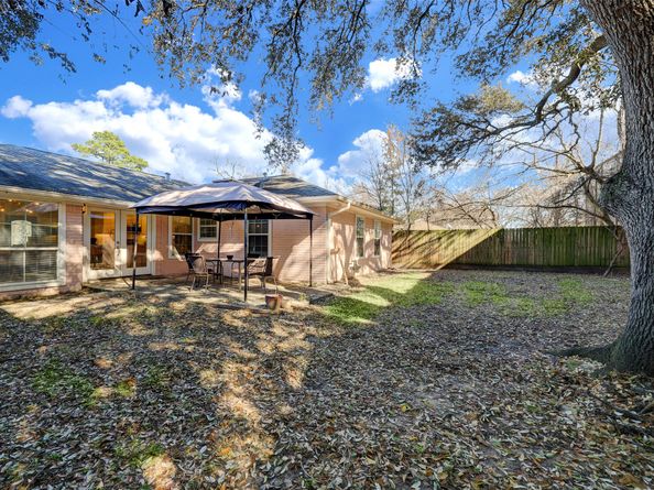 9007 Beverlyhill Street, Houston TX 77063