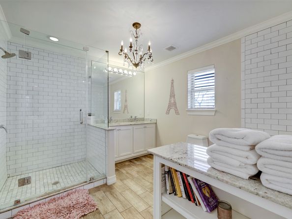 9007 Beverlyhill Street, Houston TX 77063