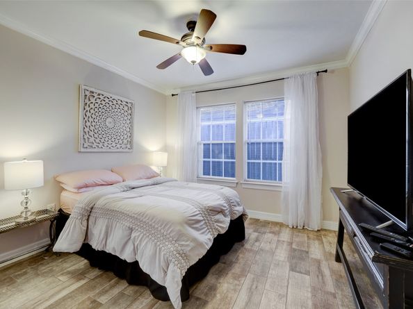9007 Beverlyhill Street, Houston TX 77063