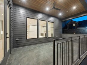 1718 White Oak Drive, Houston TX 77009