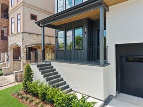 1718 White Oak Drive, Houston TX 77009