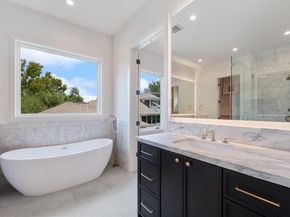 1718 White Oak Drive, Houston TX 77009