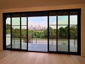 1718 White Oak Drive, Houston TX 77009