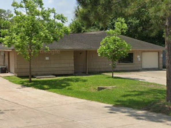 5905 Holly Street, Houston TX 77074