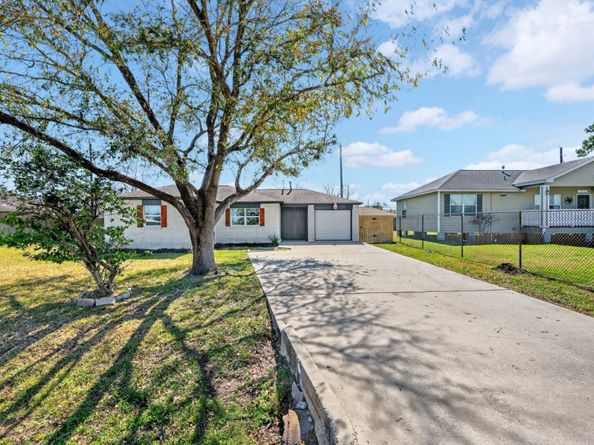 16034 Clearmeadow Street, Channelview TX 77530