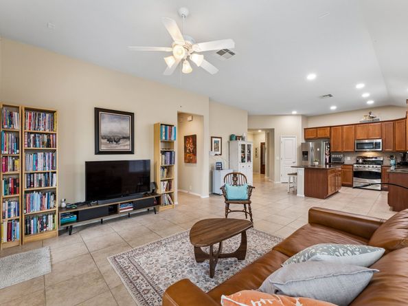 47 Canterborough Place, The Woodlands TX 77375