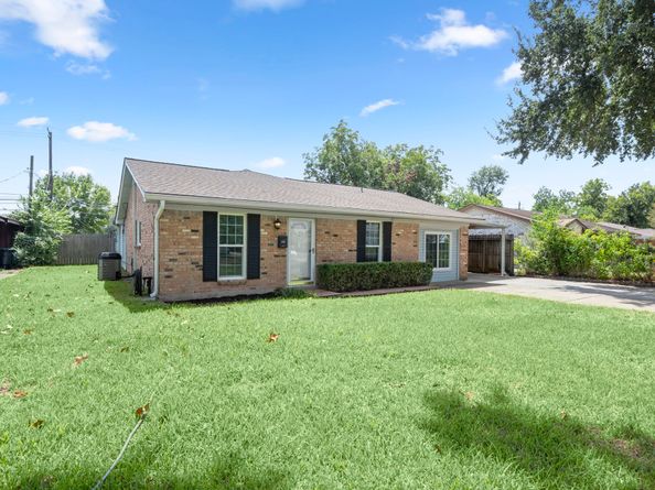 7047 Inkberry Drive, Houston TX 77092