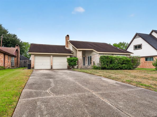 14339 Crosshaven Drive, Houston TX 77015