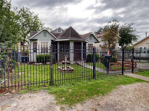1315 Heslep Street, Houston TX 77009