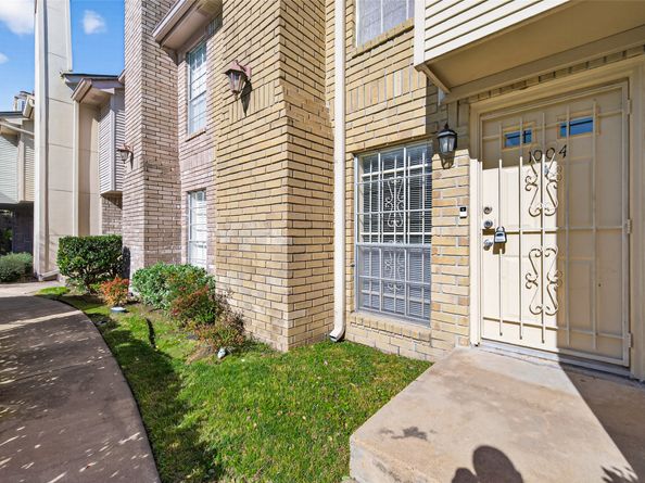 3100 Jeanetta Street 1004, Houston TX 77063