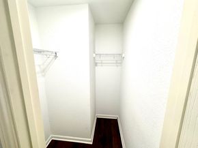 2626 Skyview Crest Court, Houston TX 77047