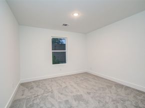 606 4th Street, Humble TX 77338