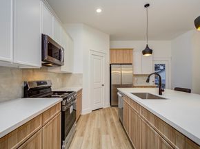 606 4th Street, Humble TX 77338