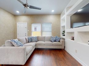 426 Middle Street, Houston TX 77003