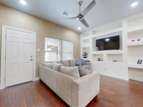 426 Middle Street, Houston TX 77003