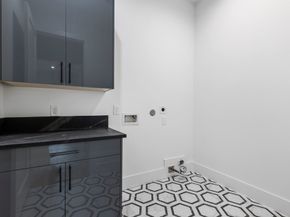 903 Tabor Street, Houston TX 77009