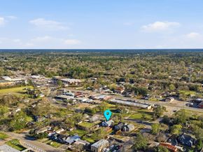 308 E Phillips Street, Conroe TX 77301