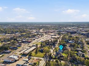 308 E Phillips Street, Conroe TX 77301