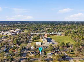 308 E Phillips Street, Conroe TX 77301