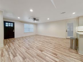 6811 Heron Drive, Houston TX 77087