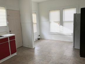 531 Threlkeld Street, Houston TX 77007