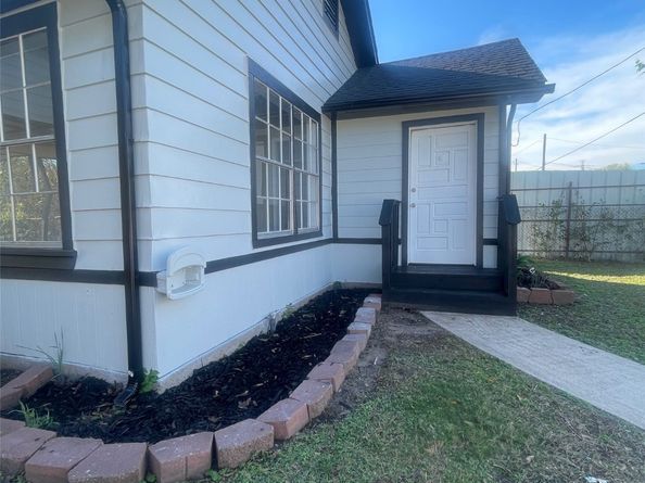 2010 King Street, Houston TX 77026