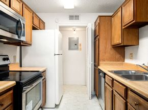 8359 Sands Point Drive 218, Houston TX 77036