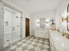 401 W 21st Street, Houston TX 77008