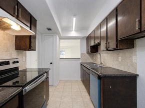 7902 Grove Ridge Drive, Houston TX 77061