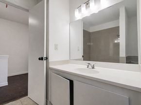 7902 Grove Ridge Drive, Houston TX 77061