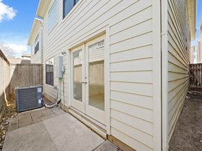 8690 Meadowcroft Drive, Houston TX 77063