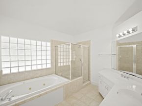 8690 Meadowcroft Drive, Houston TX 77063