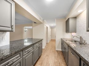 12632 Huntingwick Drive 140, Houston TX 77024