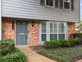 12632 Huntingwick Drive 140, Houston TX 77024