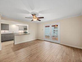 12632 Huntingwick Drive 140, Houston TX 77024