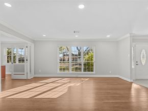 11002 Renwick Drive, Houston TX 77096