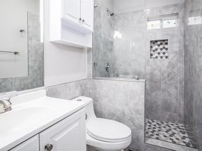6004 England Street A /B, Houston TX 77021