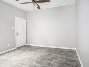 6004 England Street A /B, Houston TX 77021