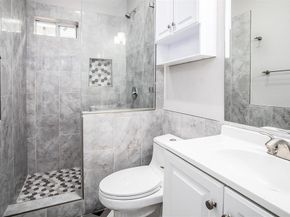 6004 England Street A /B, Houston TX 77021