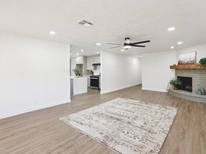 950 Buoy Road, Houston TX 77062