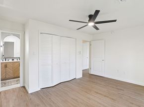 950 Buoy Road, Houston TX 77062